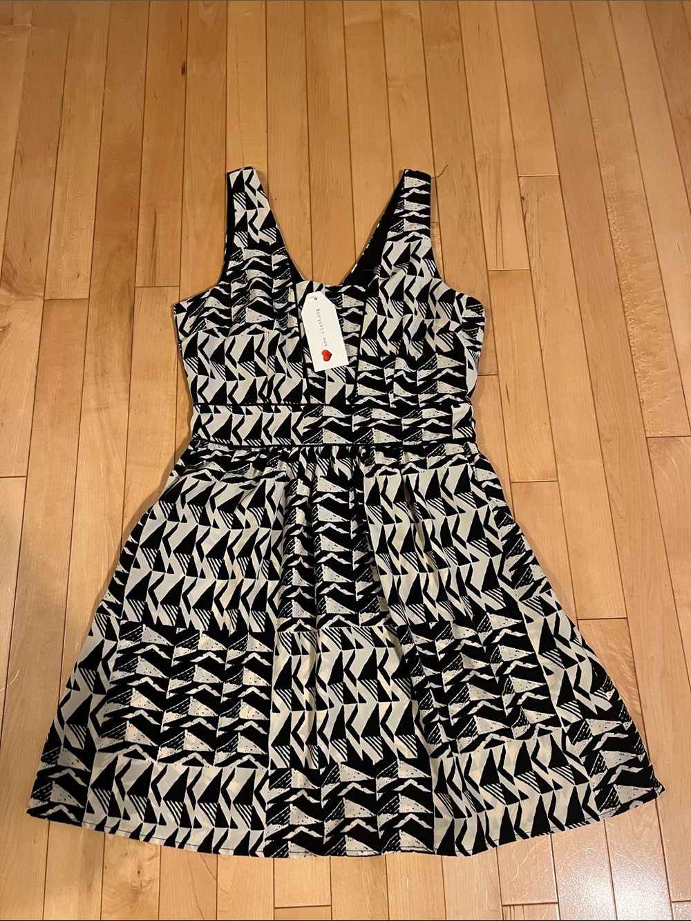 NWT one clothing Black and White Geometric Fit & Flare Mini Dress size small